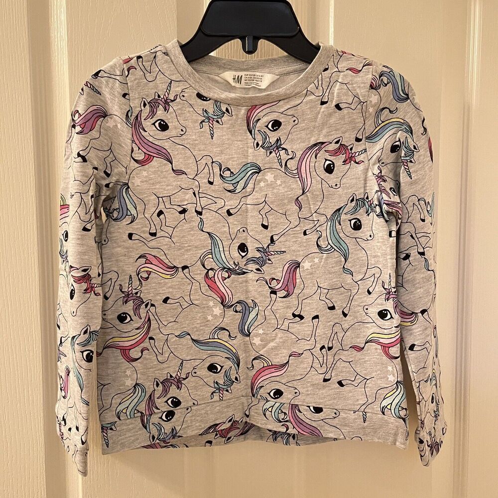 H&M Gray Lightweight Unicorn Sweatshirt Rainbow Manes Stars Girls Size 6-8 NWT